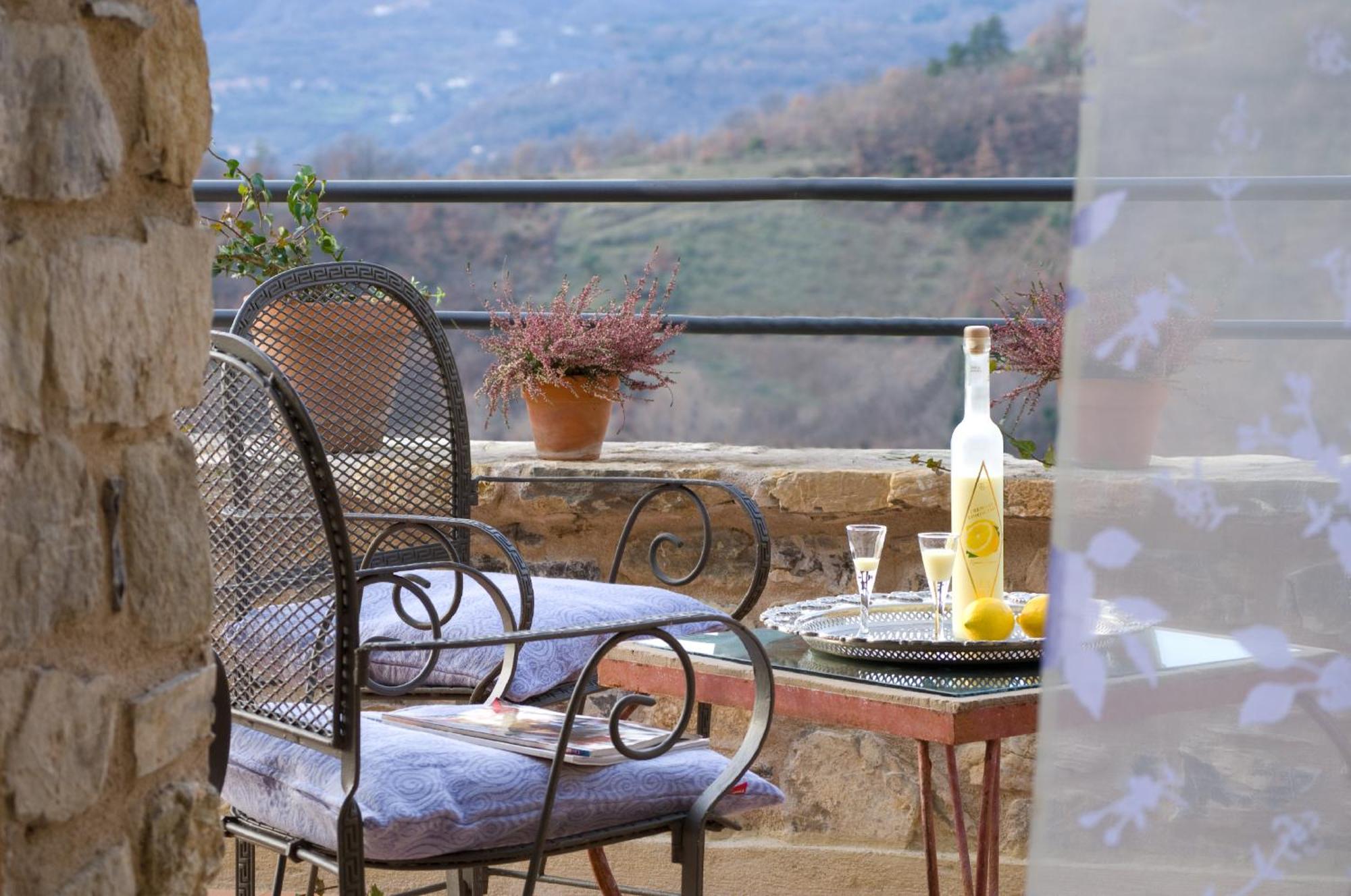 Hotel Podere Conti Filattiera Luaran gambar