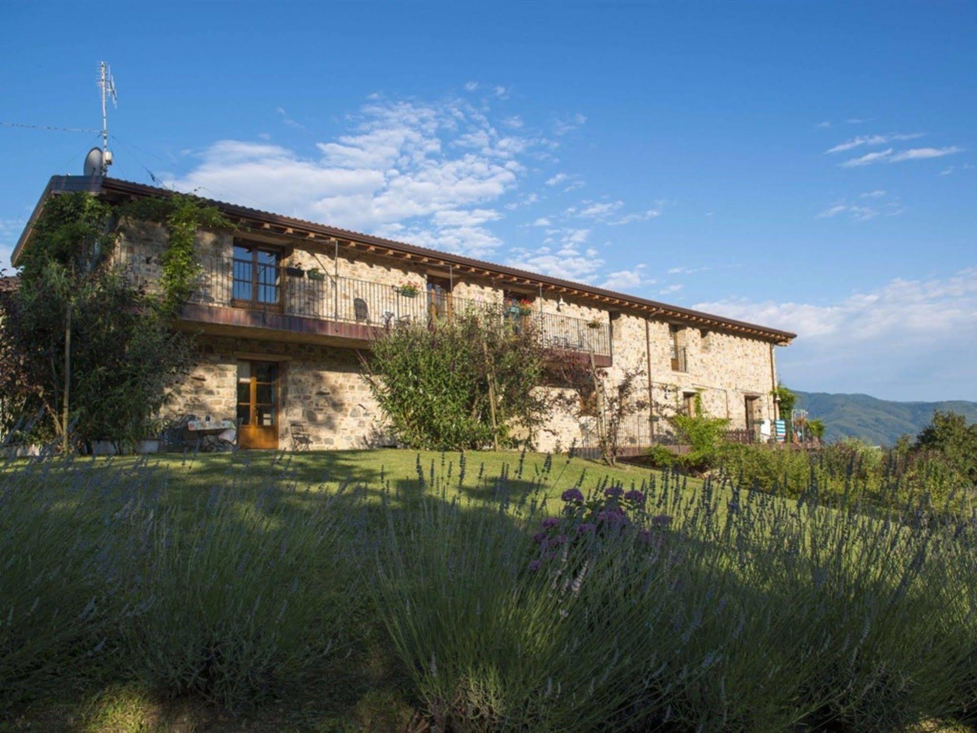 Hotel Podere Conti Filattiera Luaran gambar