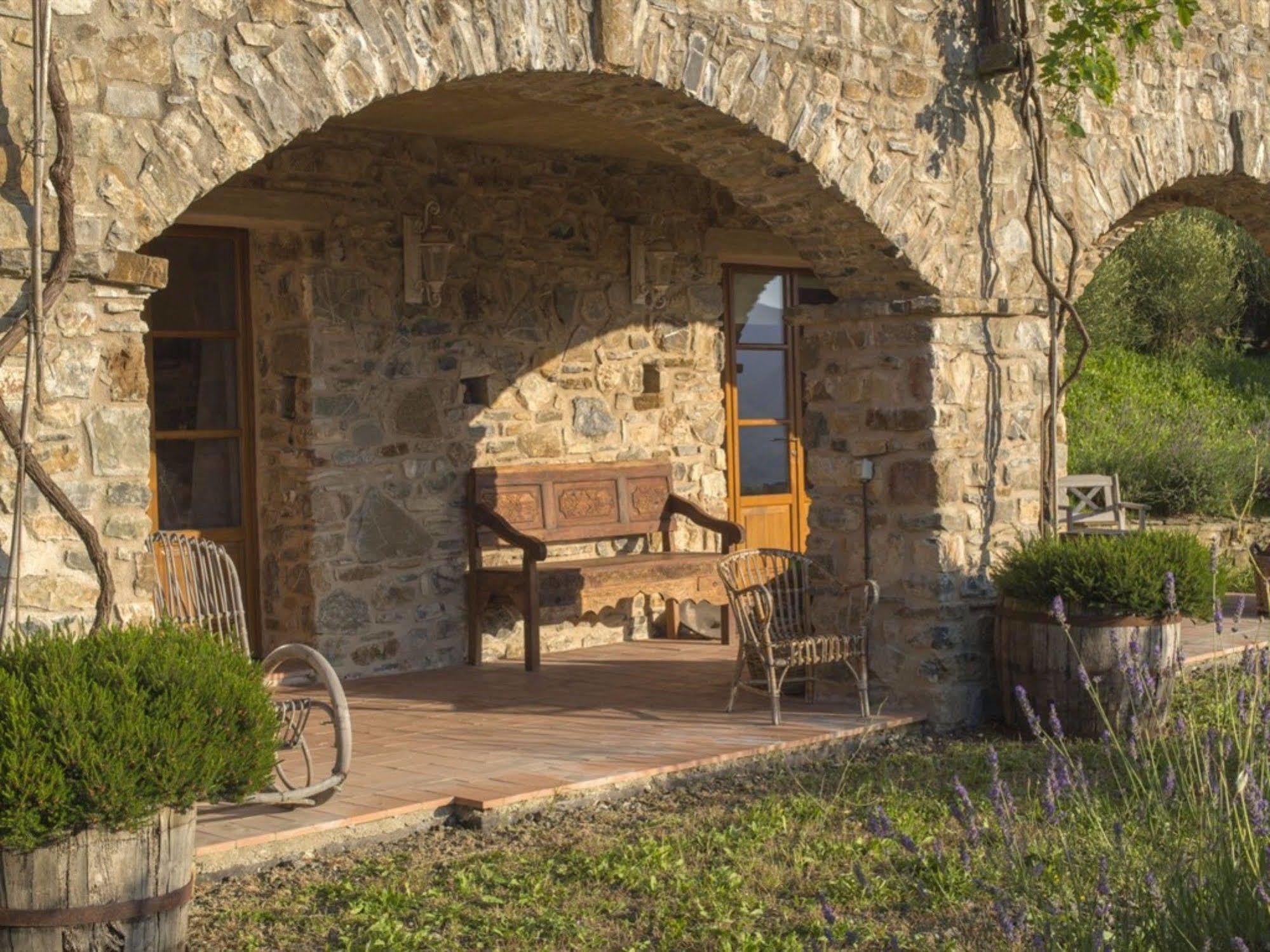Hotel Podere Conti Filattiera Luaran gambar